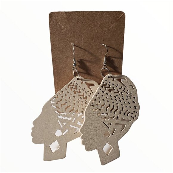 Bohemian Wooden Drop Lightweight Earrings - Picture 5 of 5